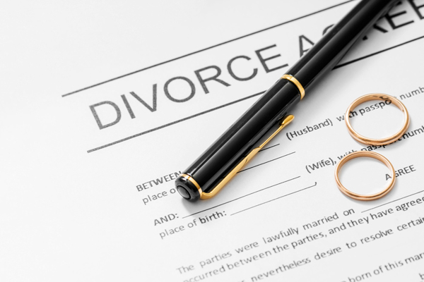 divorce agreement with pen